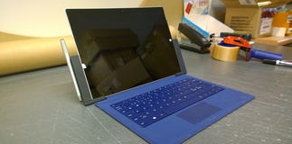 Testissä Microsoft Surface Pro 3, Type Cover ja lataustelakka