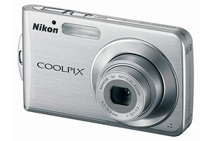 Nikon COOLPIX S210