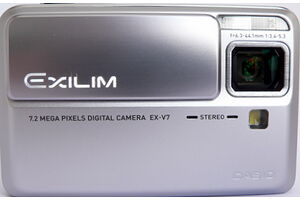 Casio EXILIM Hi-Zoom EX-V7