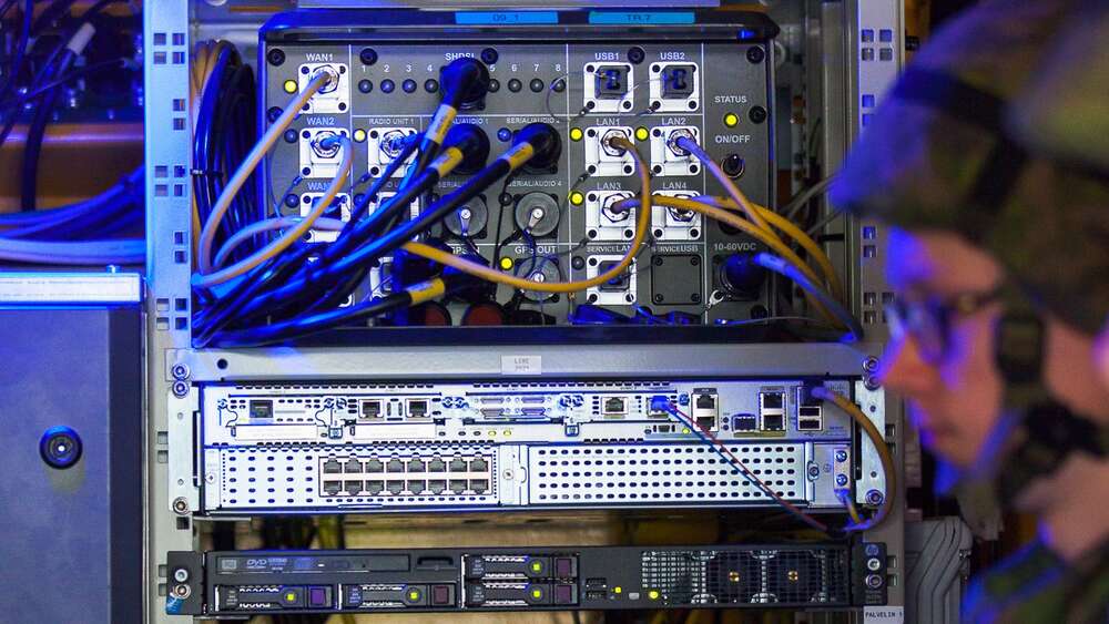 5G sotakäyttöön – Bittium ja Telia rakensivat taistelunkestävän hybridiverkon
