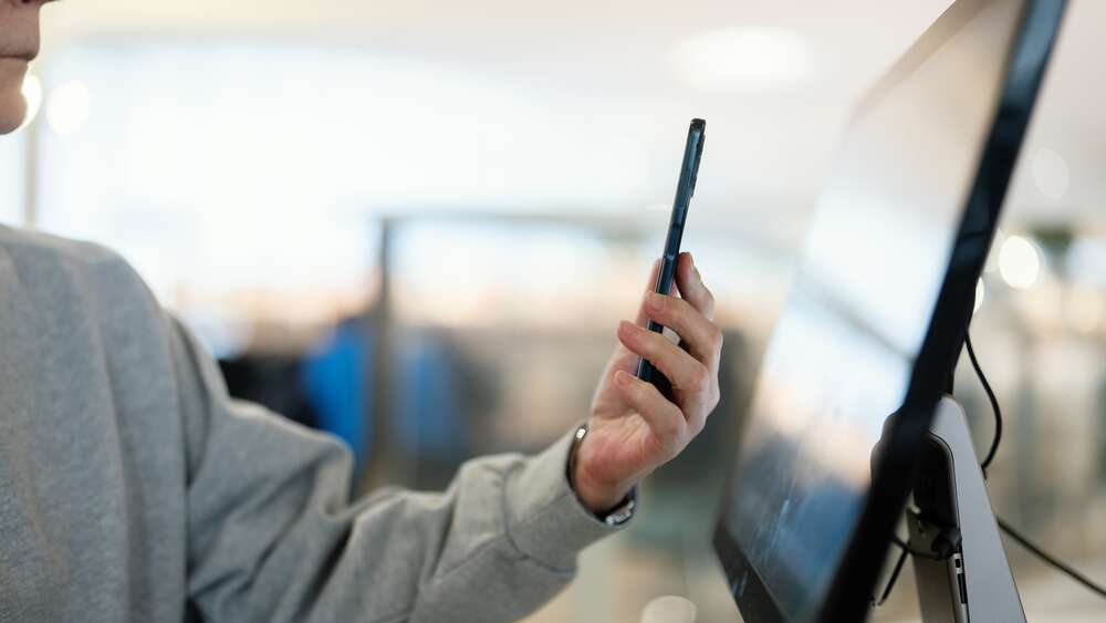 Eurooppalainen digilompakko otetaan käyttöön Suomessa vuoden 2026 lopussa - mukana mm. tunnistautuminen ja digitaalinen henkilöllisyystodistus