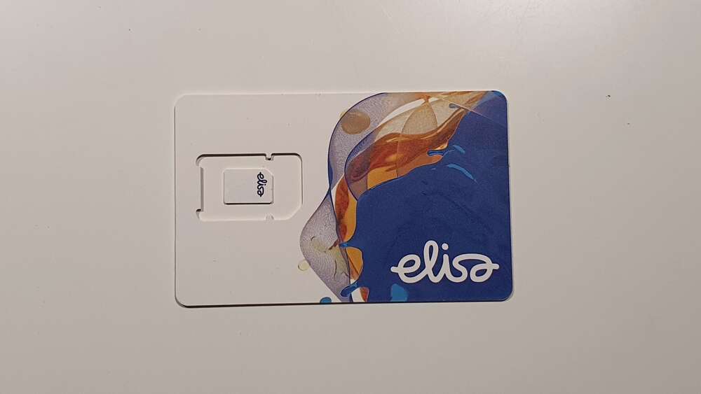 Elisa tekee muutoksen puhelinliittymiin - Jatkossa vakiona mobiilivarmenne, haittasivujen esto ja tietovuotojen seuranta