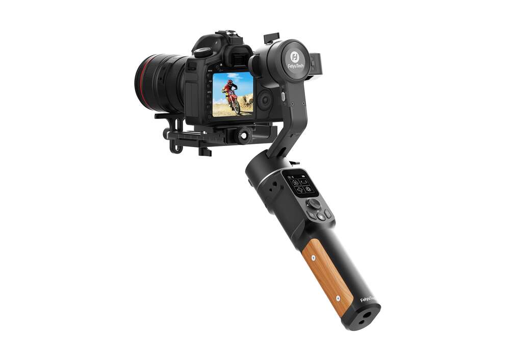 Monipuolinen FeiyuTech AK2000C -kameravakaaja myyntiin Suomessa 249 euron hinnalla