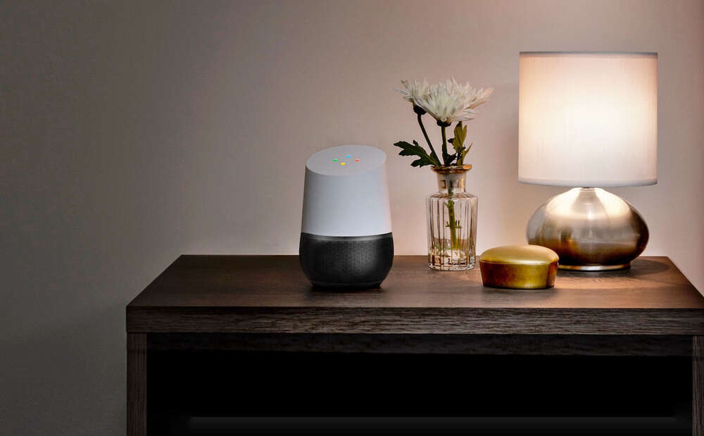 Google kuuntelee kotonakin: Esitteli Google Homen