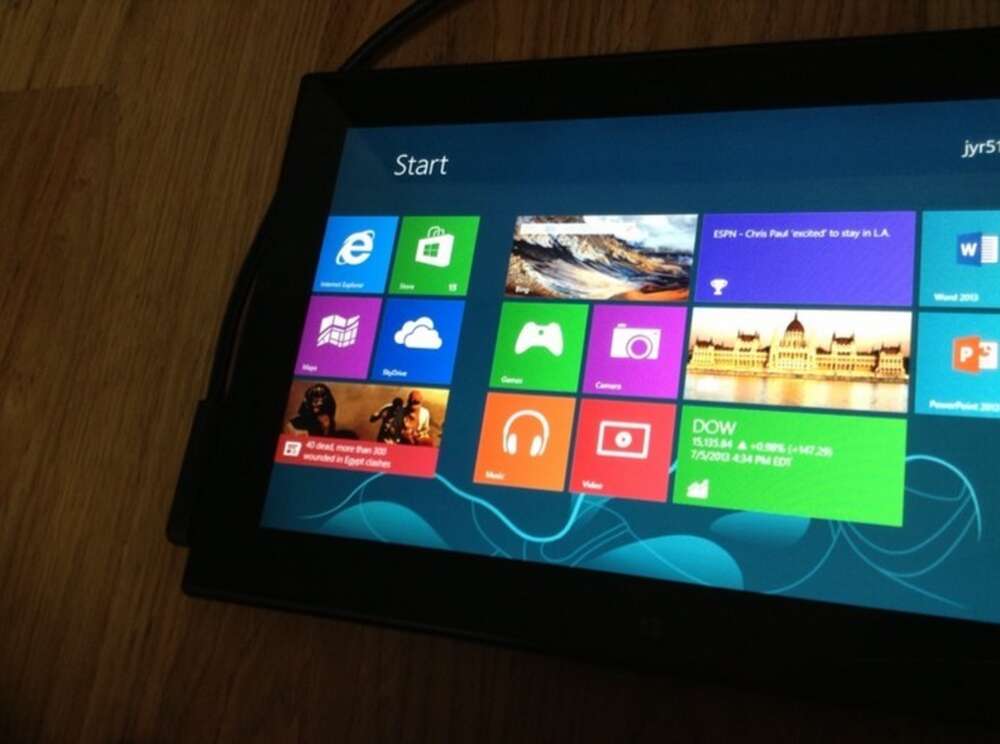 Huhu: Nokialta tulossa Windows 8 -tabletti - kuvissa peruuntunut Windows RT -tabletti