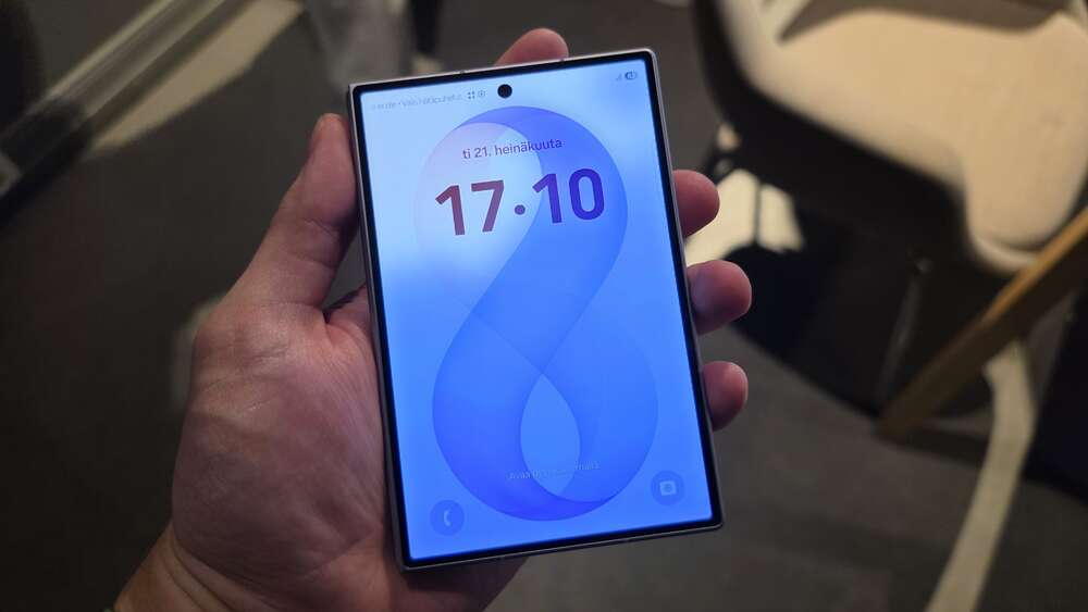 Näyttää siltä, että Samsung onnistui viimeinkin tekemään taittuvanäyttöisistä puhelimista supersuosittuja