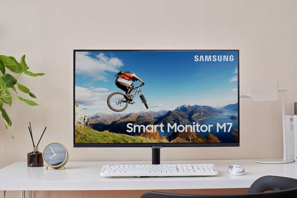 Samsungilta kaksi älykästä näyttöä: liitäntävaihtoehdot tietokoneille ja älypuhelimille