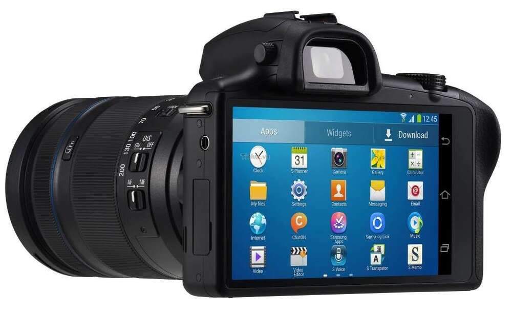 Samsungin Galaxy NX kuvissa: pieni järjestelmäkamera Androidilla