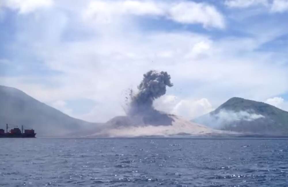 Kiitos mobiilikameroille: Ällistyttävä tulivuorenpurkaus taltioitui videolle