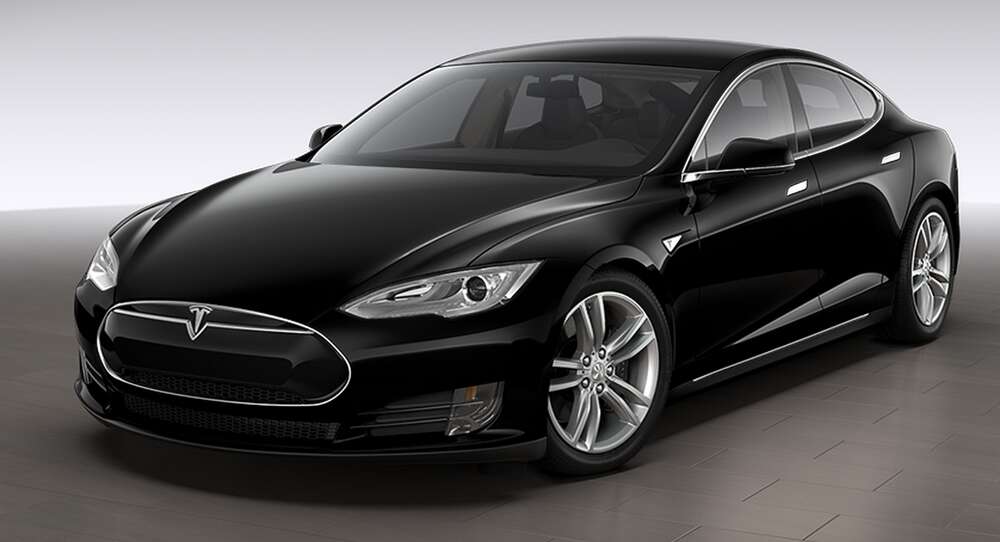 Tiesitkö? Tesla käyttää täsmälleen samoja akkuja kuin vaikkapa sähkötupakka tai kalliimmat taskulamput