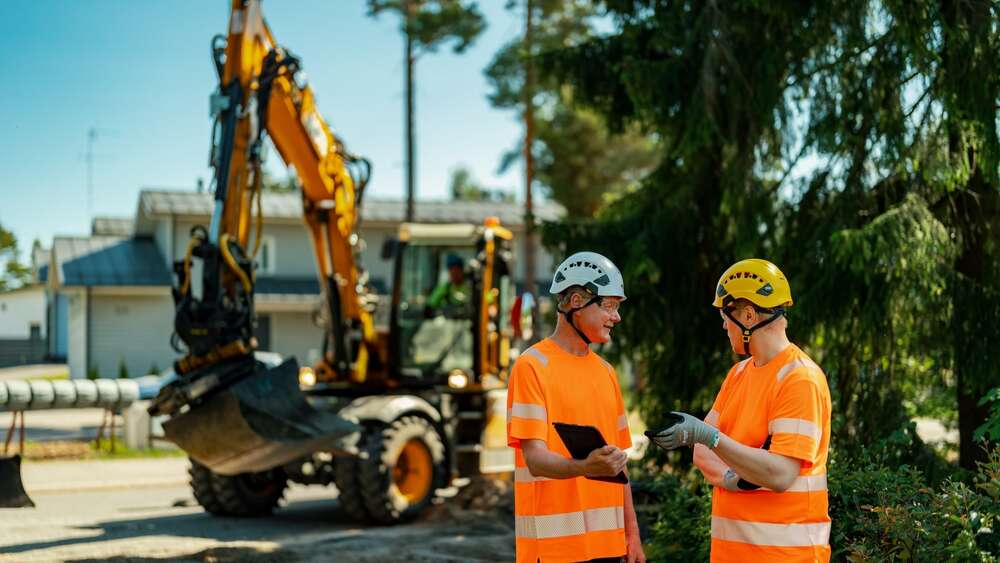 Valokuitunen saa uuden omistuksen: Telialle suurempi osuus, CapMan Infra myy omansa pois