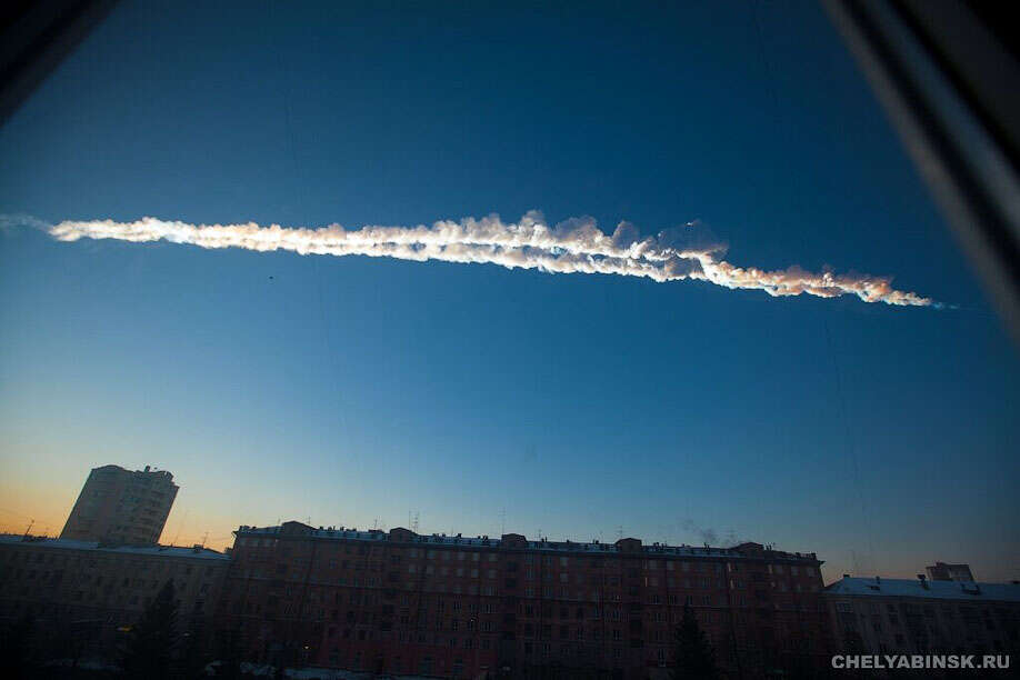 Kaikki videot ja kuvat Tseljabinskin meteoriitin maahansyöksystä
