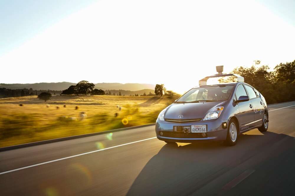 Googlen itsestään ajavat autot ohjelmoitu ylittämään nopeusrajoitukset