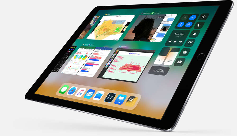 Apple panostaa näppärään moniajoon – Tältä iOS 11 näyttää iPadissä