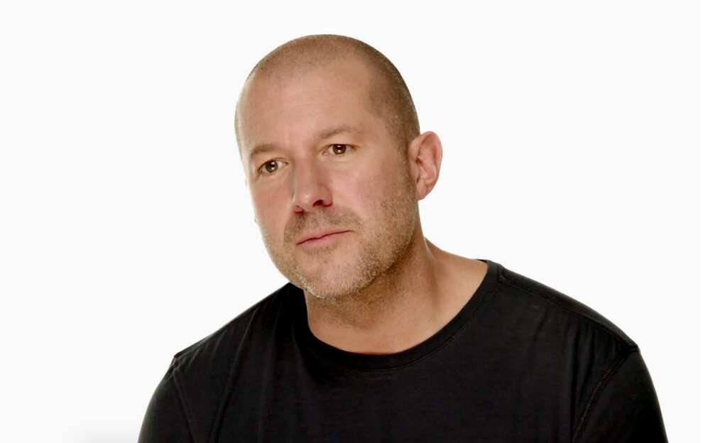 Applen muotoilupomo Jony Ive jättää yhtiön