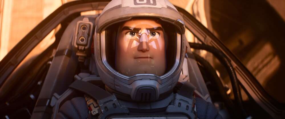 Toy Story -leffan Buzz Lightyear saa oman leffansa: Traileri julki