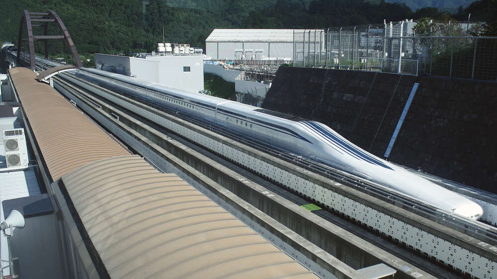 Magneeteilla leijuva juna saavutti uuden nopeusennätyksen Japanissa