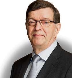 AfterDawnin presidenttitentti: Haastattelussa Paavo Väyrynen