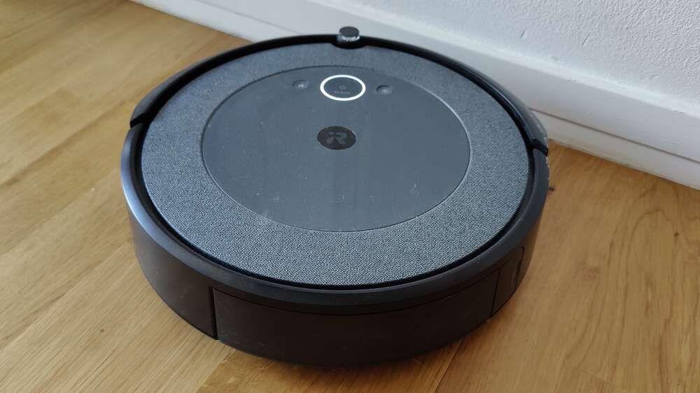 Arvostelussa Roomba i3+ itsestään tyhjentävä robotti-imuri