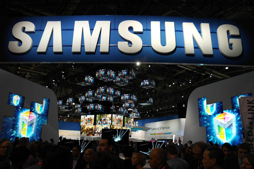 Korona ei iskenyt Samsungiin vielä – Voitto kasvoi vuoden alussa