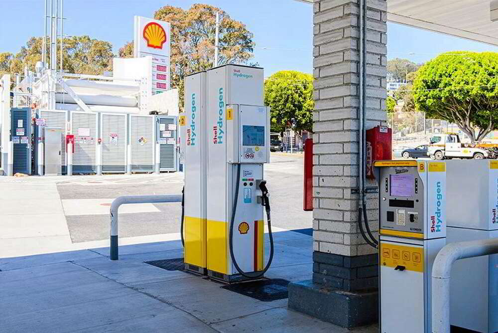 Shell lakkauttaa vetyautojen tankkauspisteet Yhdysvalloissa