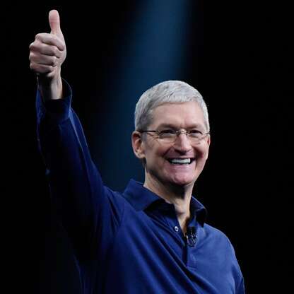 Tim Cook myi läjän Apple-osakkeita yli 100 miljoonalla, veroihin meni vielä enemmän