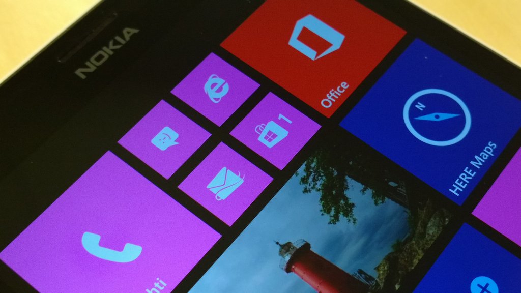 Nokia Lumia 1520 näyttö