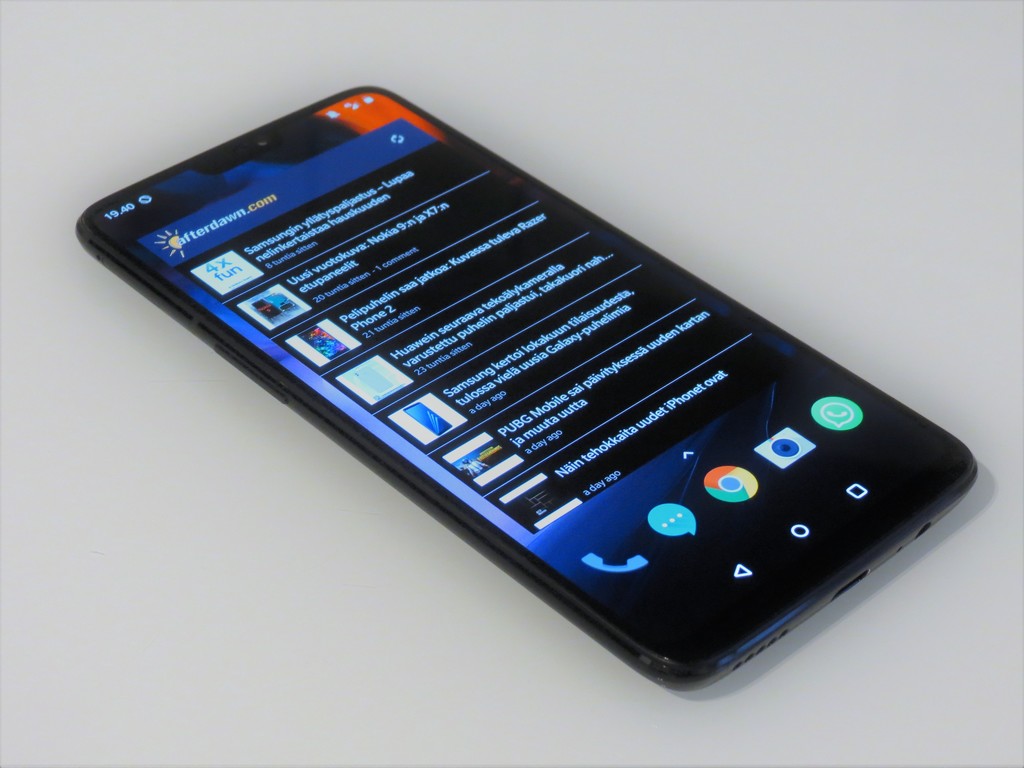 Arvostelussa OnePlus 6 - Miltä tuntuu OnePlussan superpuhelin pidemmän kokeilun jälkeen?