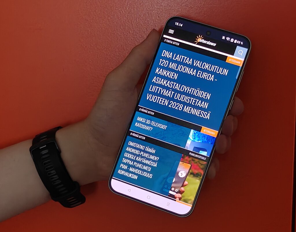 Arvostelussa OnePlus Nord 5 - mainio keskihintainen paketti, mutta edeltäjämalli pilaa hieman riemua