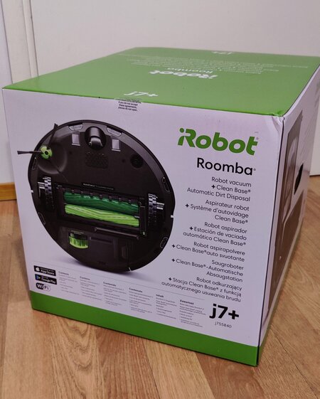 Roomba j7 retail box