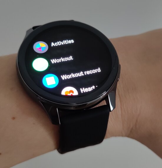 OnePlus Watch features menu