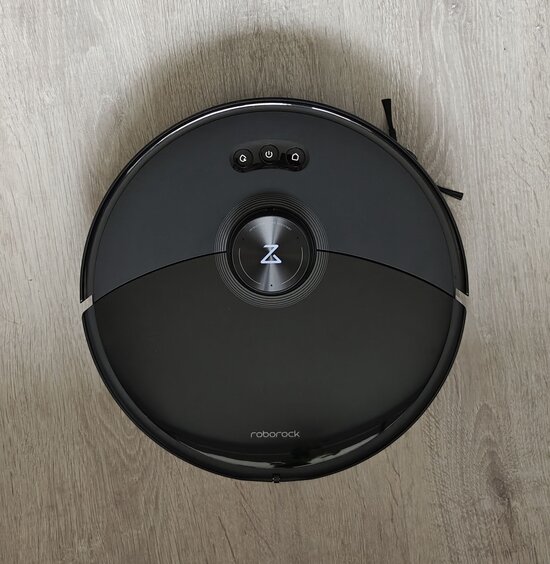 Roborock S8 MaxV Ultra top view