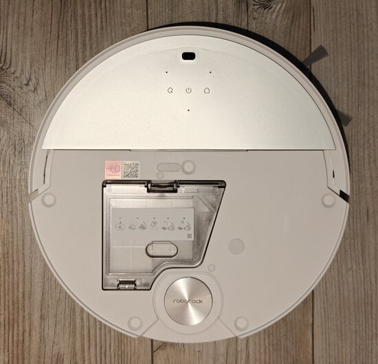 Roborock Saros 10 with the top cover removed