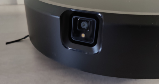 Roombas front-facing camera