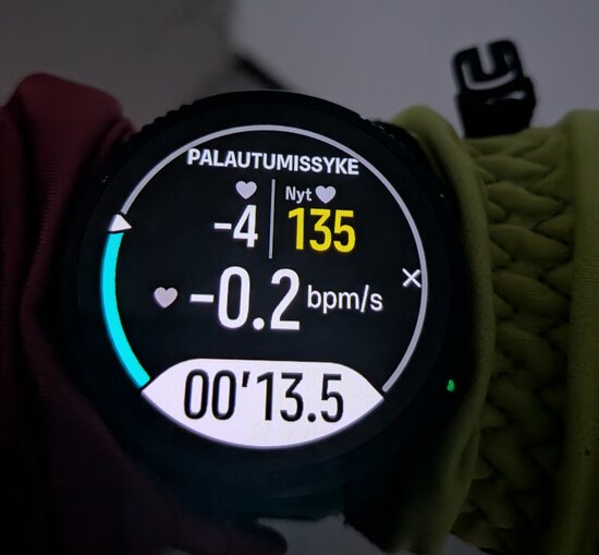 Suunto Vertical 2 arvioi palautumissykettä lenkin jälkeen