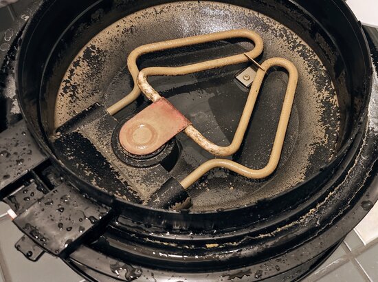 Ufox sisältä, hyvin likaisena