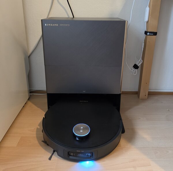 Dreame X60 Ultra telakassa
