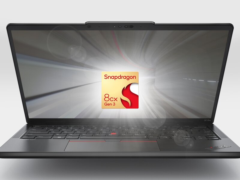 Snapdragon-logo ThinkPad X13s koneen näytöllä