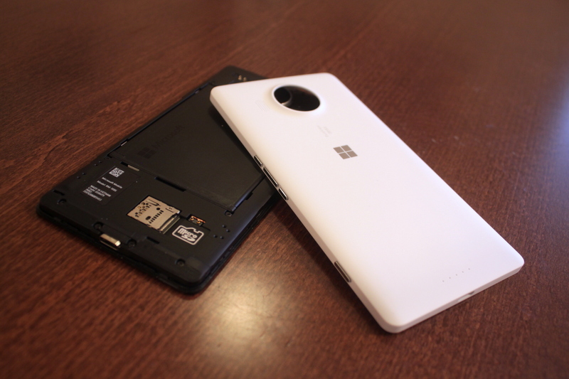 Microsoft Lumia 950 XL - takakuori