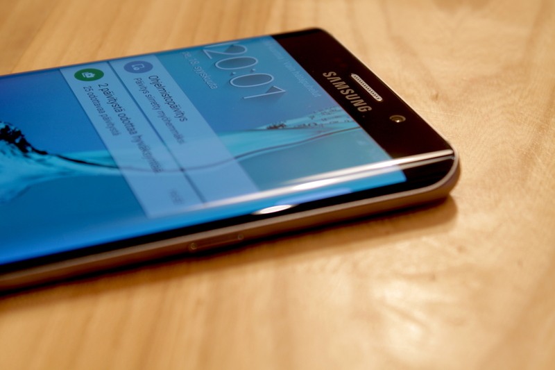 Samsung Galaxy S6 edge+ - muotoilu