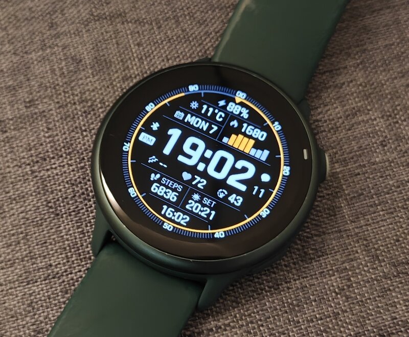 Garmin Vivoactive 6:n näyttö