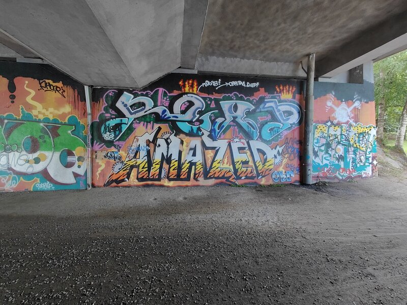 Graffiti, ultralaajakulma, OnePlus