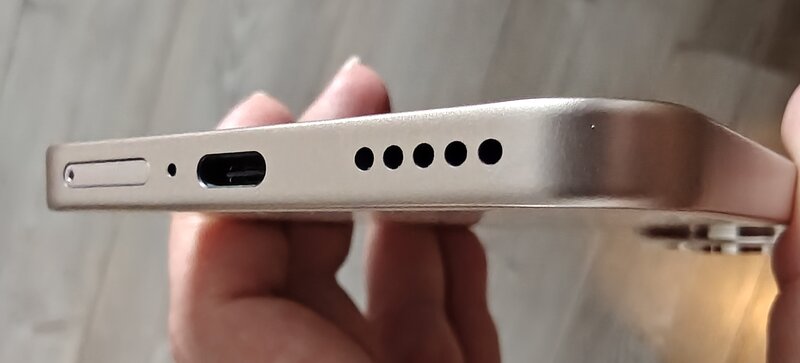 Honor 400:n alareuna