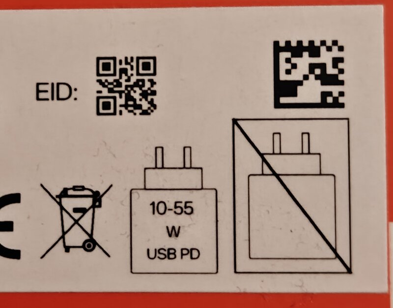 OnePlus 13R:n pakkauksessa kerrotaan USB PD -latauksen tuesta