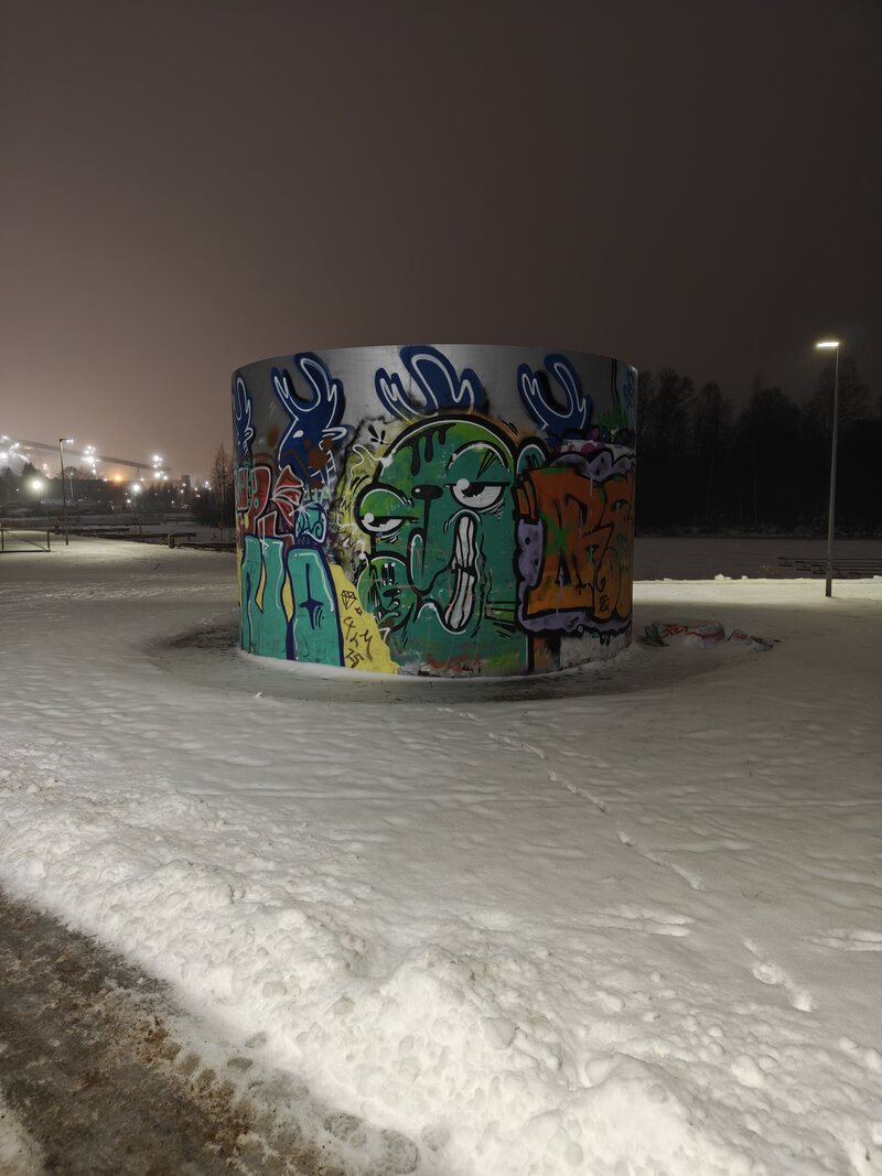 OnePlus 15R:n esimerkkikuvia, kuvasarja 1, pääkamera