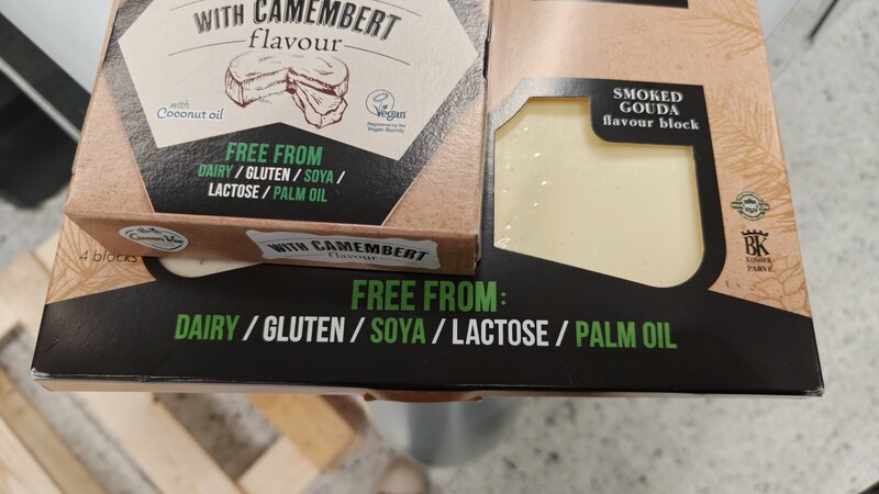 OnePlus 15R:n esimerkkikuva, juustopaketti