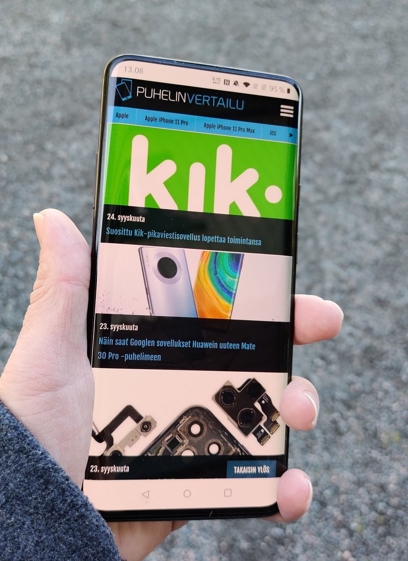 OnePlus 7 Prossa on tyylikäs näyttö