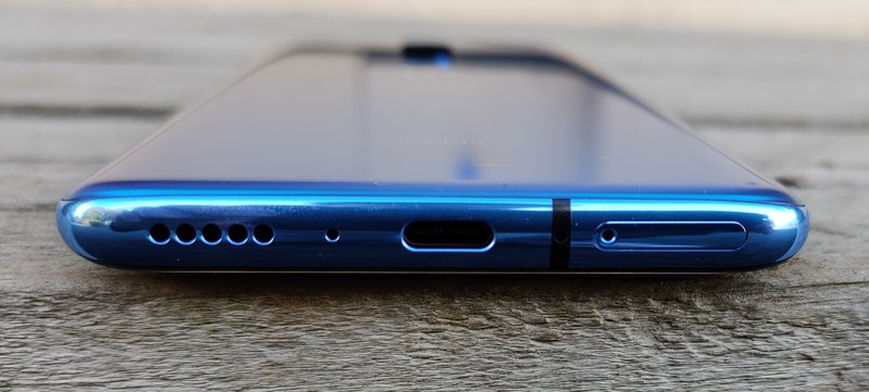 OnePlus 7T Pro alareuna