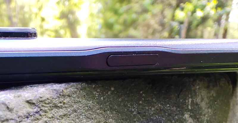 OnePlus Nord CE 2 Lite 5G kyljestä löytyvä sormenjälkilukija
