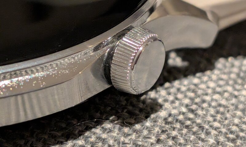 OnePlus Watch Liten kruunu